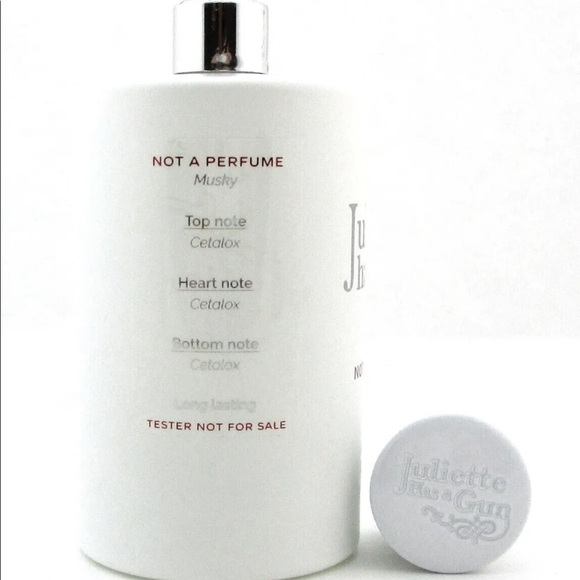 $140 VALUE! Juliette Has a Gun Not a Perfume 3.3 oz. EDP Spray. BNWOB - Picture 2 of 3